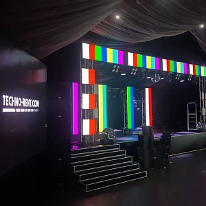 День Рождения, Оскар Холл